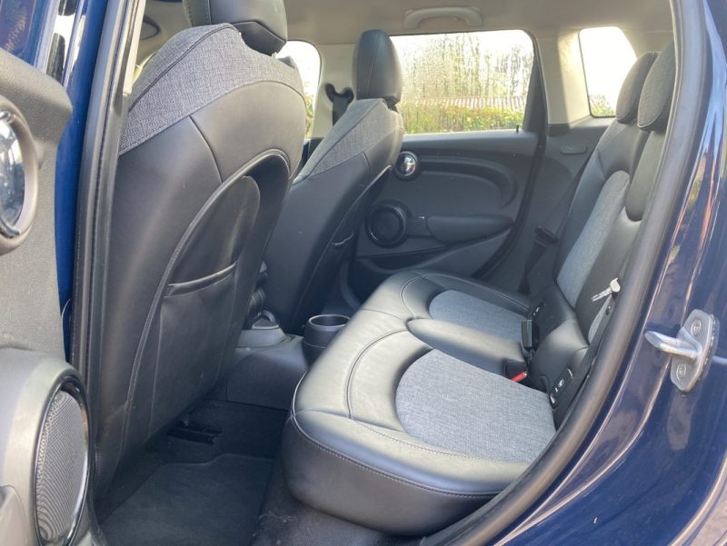 MINI COOPER 1.5 L 136 ch BlackFriars BVA, Toit ouvrant