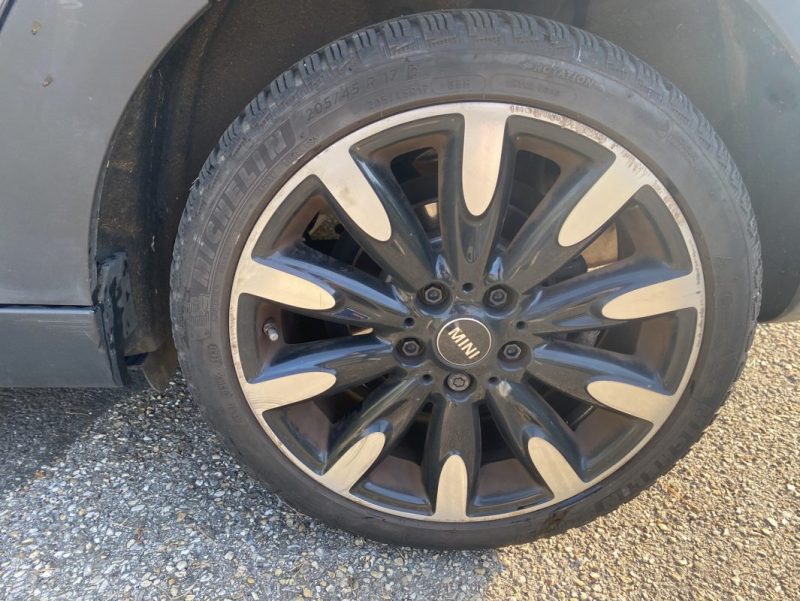 MINI COOPER 1.5 L 136 ch BlackFriars BVA, Toit ouvrant