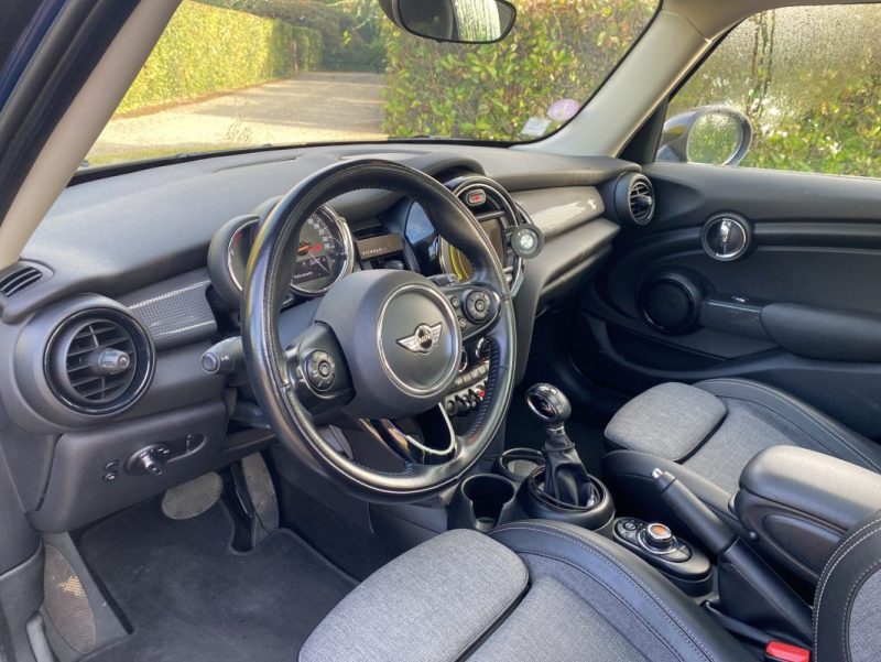 MINI COOPER 1.5 L 136 ch BlackFriars BVA, Toit ouvrant