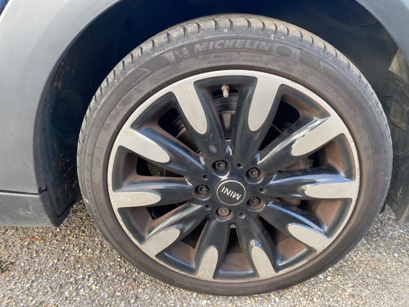 MINI COOPER 1.5 L 136 ch BlackFriars BVA, Toit ouvrant