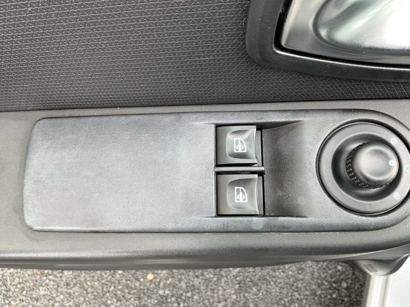 RENAULT CLIO 1.5 DCI 90 CV BUSINESS 