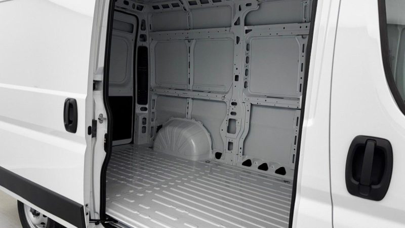 PEUGEOT BOXER OURGON BOXER FGN TOLE 3.3 T L2H2 140 S S BVM6 2025