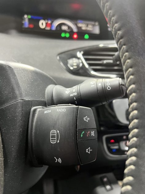 RENAULT SCENIC 1.5 DCI 110CH BOSE EDC - BOITE AUTOMATIQUE/BOSE/SEMI-CUIR 2016