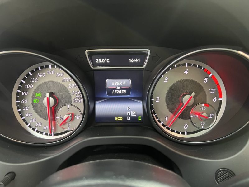 Mercedes Classe GLA 220 163ch CDI Edition One 7G-Tronic |180 000km | Jantes black | Toit ouvrrant