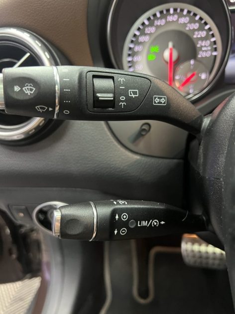 Mercedes Classe GLA 220 163ch CDI Edition One 7G-Tronic |180 000km | Jantes black | Toit ouvrrant