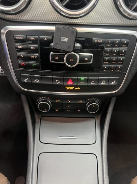 Mercedes Classe GLA 220 163ch CDI Edition One 7G-Tronic |180 000km | Jantes black | Toit ouvrrant