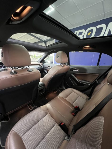 Mercedes Classe GLA 220 163ch CDI Edition One 7G-Tronic |180 000km | Jantes black | Toit ouvrrant