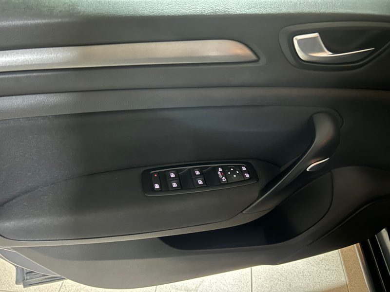 RENAULT MEGANE 1.5 BLUE DCI 115CH BUSINESS EDC -21N 2021