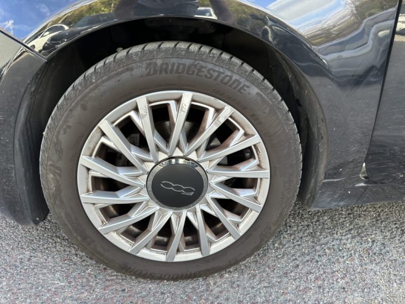 FIAT 500 0.9 85CH BVA TOIT OUVRANT / APPLE CARPLAY / MOTEUR A CHAINE 