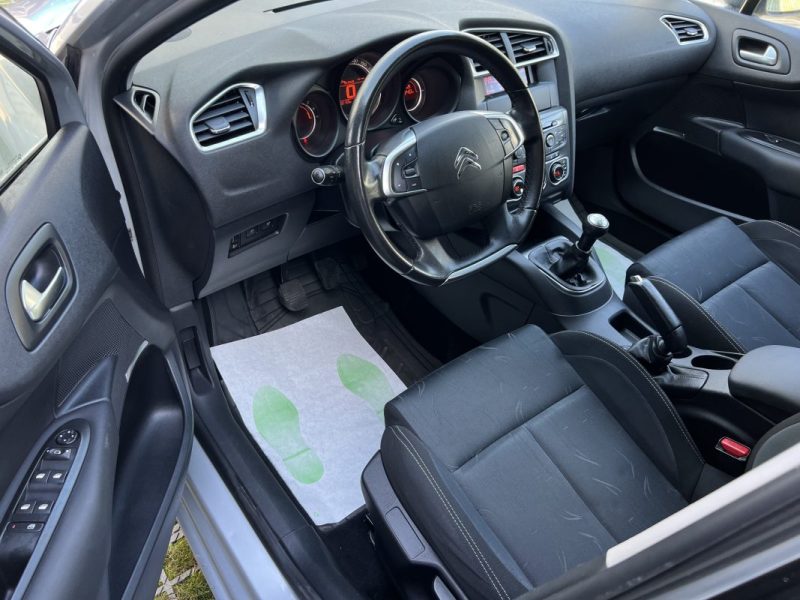 CITROEN C4 II 1.4 VTI 120 Cv VENTE EN ETAT / FRAIS MECANIQUES ET ESTHETIQUES - BIEN LIRE L ANNONCE