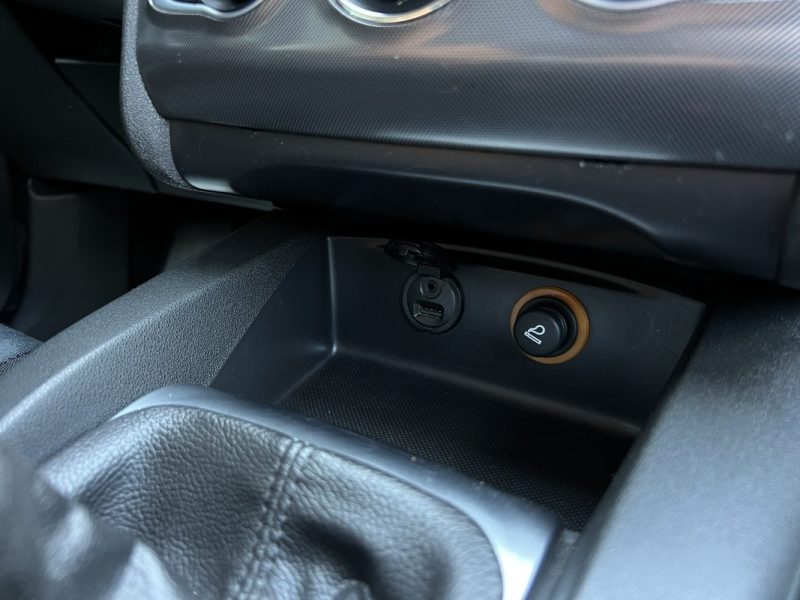 CITROEN C4 II 1.4 VTI 120 Cv VENTE EN ETAT / FRAIS MECANIQUES ET ESTHETIQUES - BIEN LIRE L ANNONCE