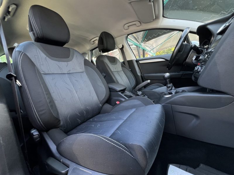 CITROEN C4 II 1.4 VTI 120 Cv VENTE EN ETAT / FRAIS MECANIQUES ET ESTHETIQUES - BIEN LIRE L ANNONCE