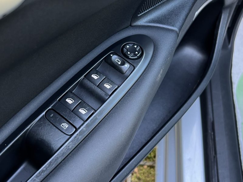 CITROEN C4 II 1.4 VTI 120 Cv VENTE EN ETAT / FRAIS MECANIQUES ET ESTHETIQUES - BIEN LIRE L ANNONCE