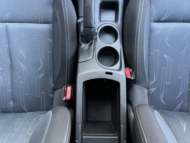 CITROEN C4 II 1.4 VTI 120 Cv VENTE EN ETAT / FRAIS MECANIQUES ET ESTHETIQUES - BIEN LIRE L ANNONCE