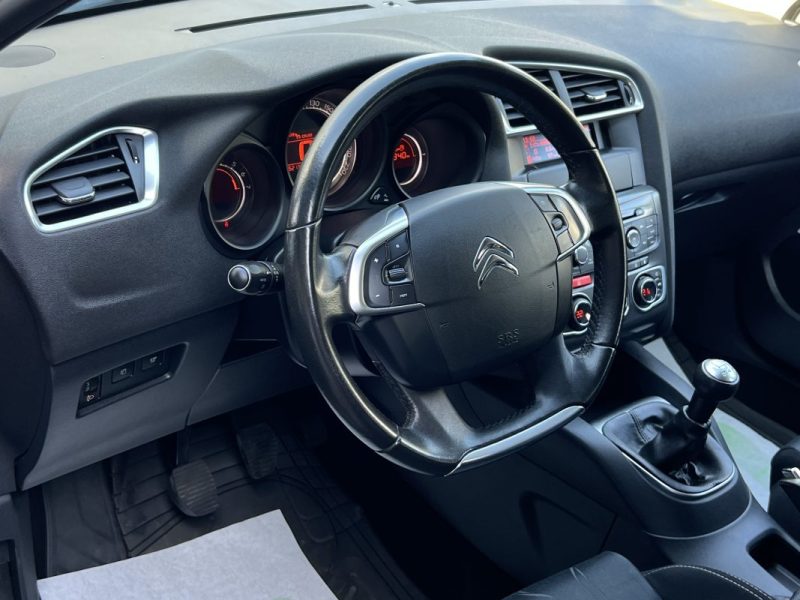 CITROEN C4 II 1.4 VTI 120 Cv VENTE EN ETAT / FRAIS MECANIQUES ET ESTHETIQUES - BIEN LIRE L ANNONCE