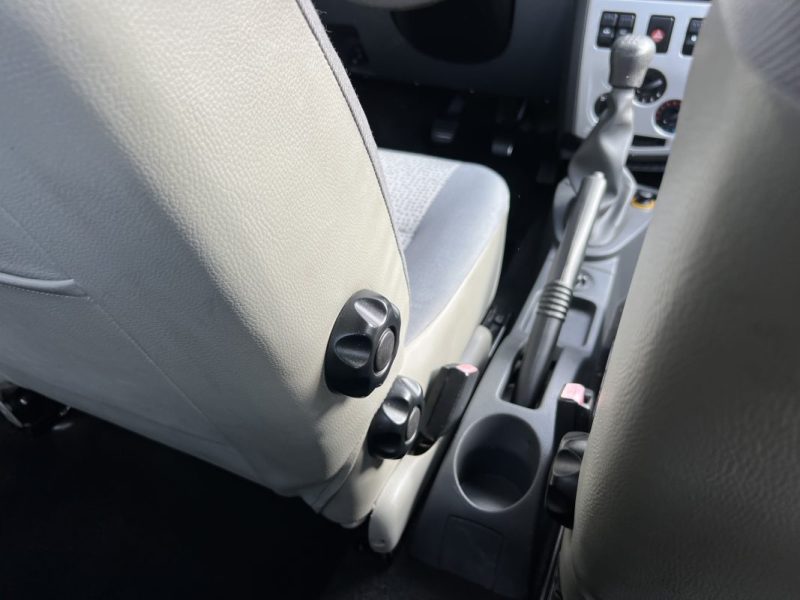 DACIA LOGAN 1.4 Mpi 75 - FRAIS MECANIQUES A PREVOIR / VENTE EN ETAT - BIEN LIRE L ANNONCE