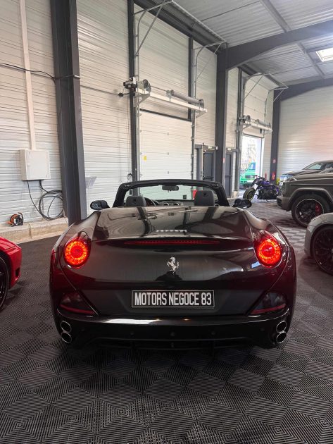 FERRARI CALIFORNIA 4.3 490 CV +30 2012