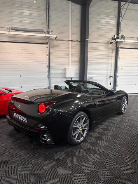 FERRARI CALIFORNIA 4.3 490 CV +30 2012