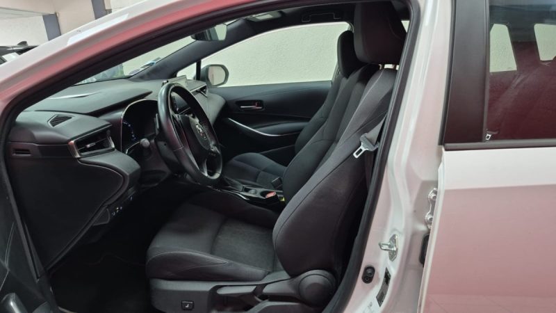 TOYOTA COROLLA BERLINE 122CV DYNAMIC BUSINESS/1 ERE MAIN/TVA RECUP 2021