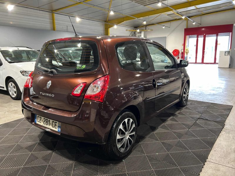 RENAULT TWINGO II PHASE 2 1.2i 16V 75CH 