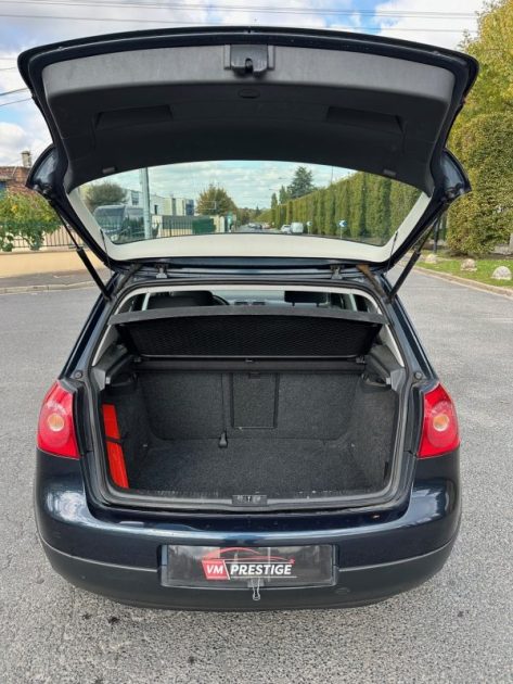 VOLKSWAGEN GOLF 5 1.6L 102 CV / 133KM / Toit Ouvrant / Clim / Paiement 4 ou 10 fois possible