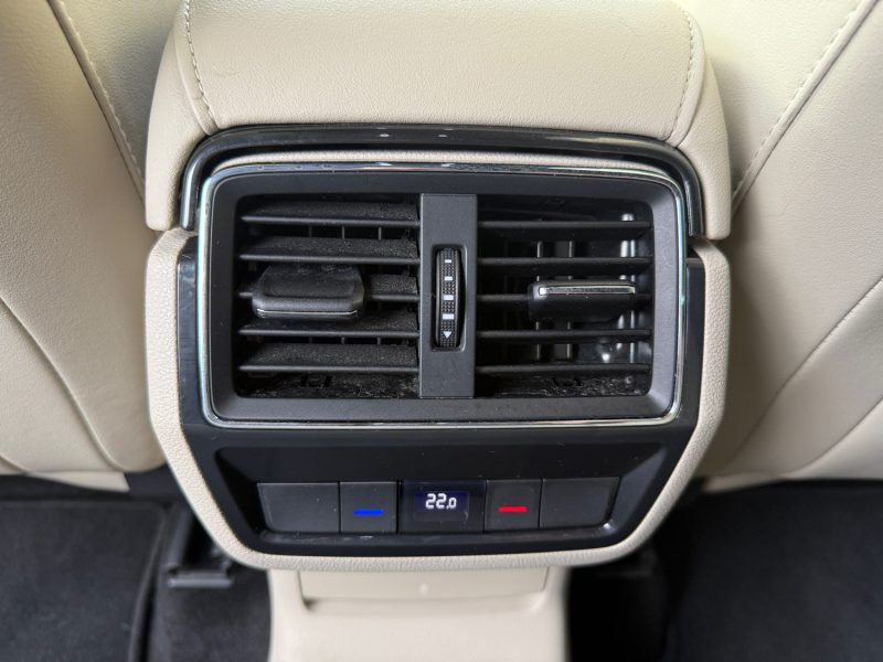 SKODA KODIAQ 2.0 TDI 150 SCR DSG7 7 PLACES BUSINESS - COCKPIT/CUIR CHAUFFANT/VOLANT CHAUFFANt