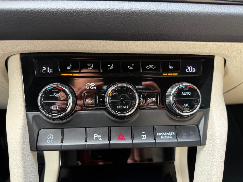 SKODA KODIAQ 2.0 TDI 150 SCR DSG7 7 PLACES BUSINESS - COCKPIT/CUIR CHAUFFANT/VOLANT CHAUFFANt