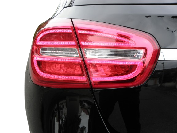 MERCEDES GLA 200 155 CH SENSATION 7G-DCT 2016