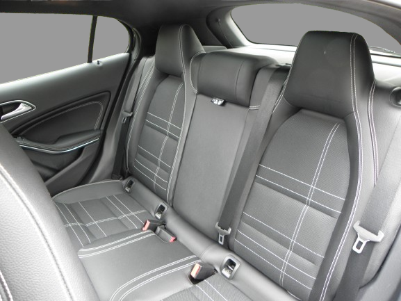 MERCEDES GLA 200 155 CH SENSATION 7G-DCT 2016