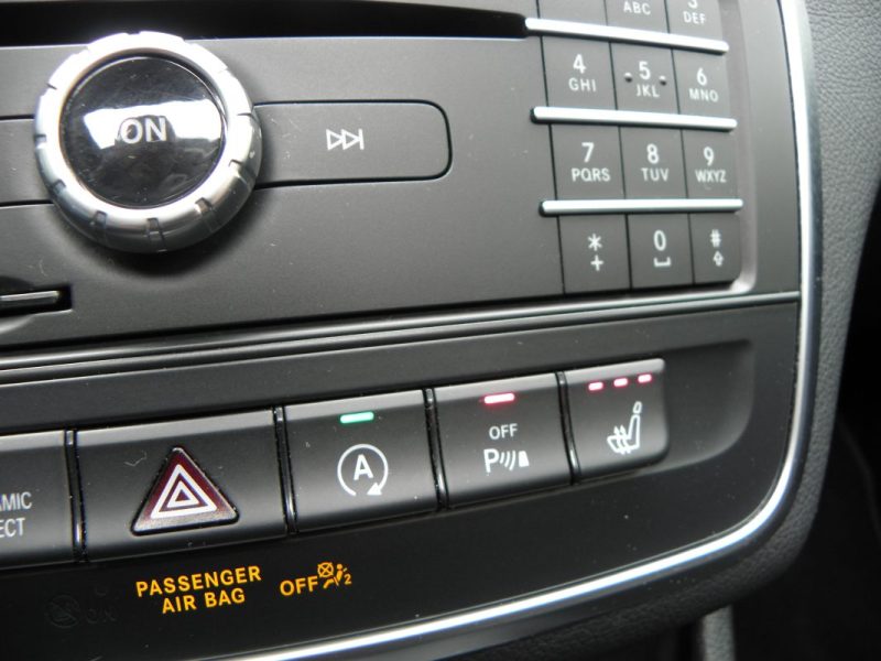 MERCEDES GLA 200 155 CH SENSATION 7G-DCT 2016