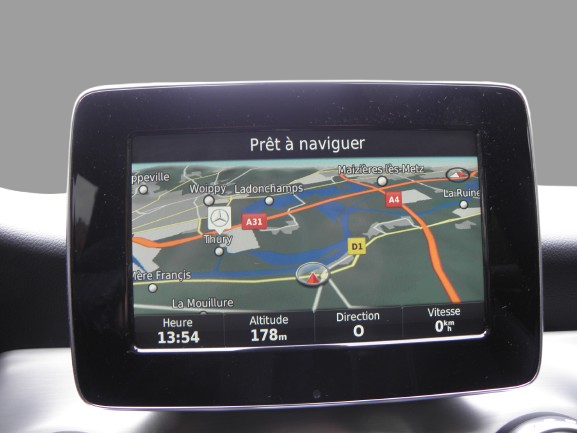 MERCEDES GLA 200 155 CH SENSATION 7G-DCT 2016