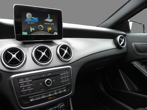 MERCEDES GLA 200 155 CH SENSATION 7G-DCT 2016