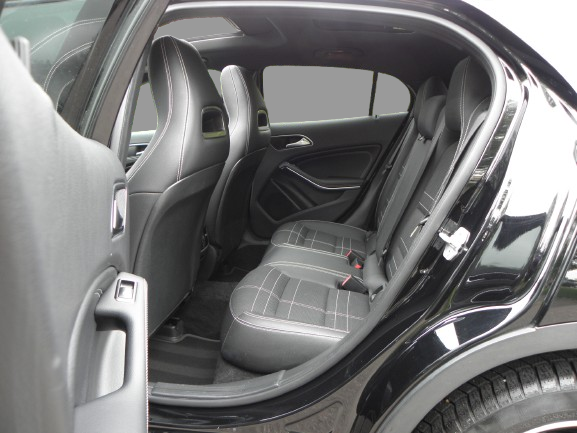 MERCEDES GLA 200 155 CH SENSATION 7G-DCT 2016