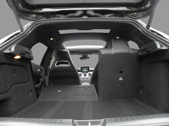 MERCEDES GLA 200 155 CH SENSATION 7G-DCT 2016