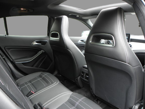 MERCEDES GLA 200 155 CH SENSATION 7G-DCT 2016