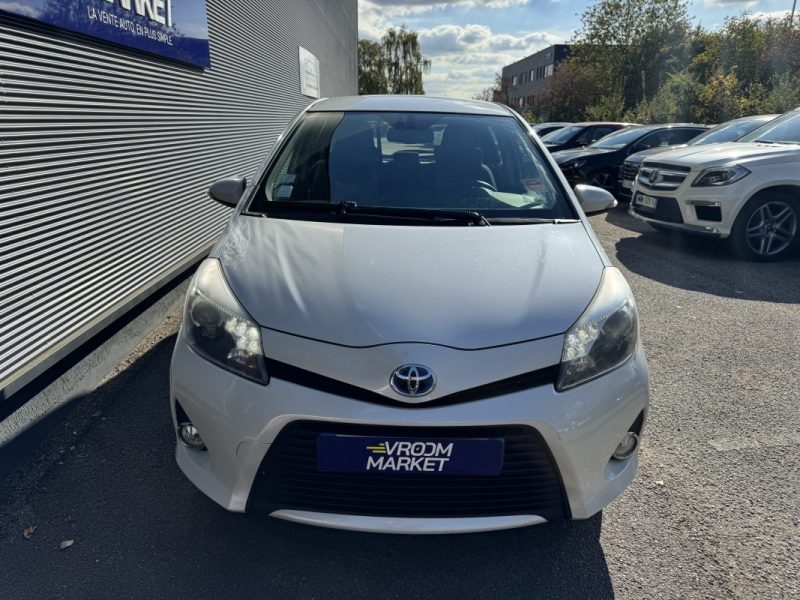 Toyota Yaris Hybrid 100ch 5p Business - Entretien Complet Toyota