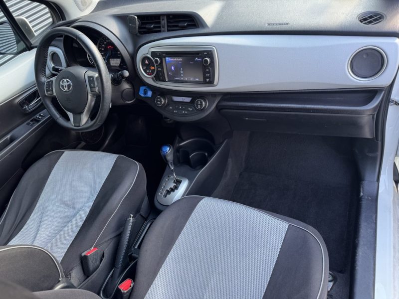 Toyota Yaris Hybrid 100ch 5p Business - Entretien Complet Toyota