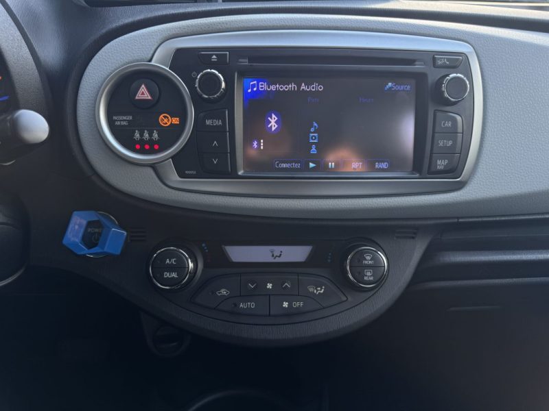 Toyota Yaris Hybrid 100ch 5p Business - Entretien Complet Toyota