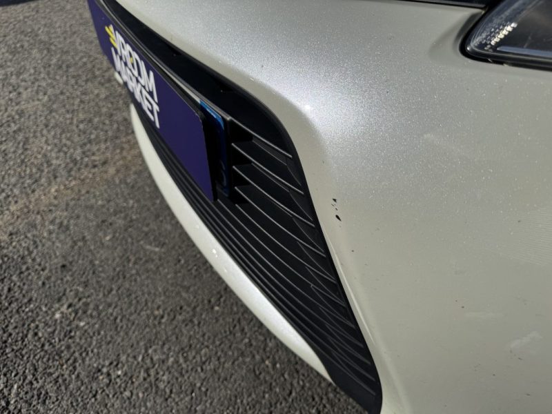 Toyota Yaris Hybrid 100ch 5p Business - Entretien Complet Toyota