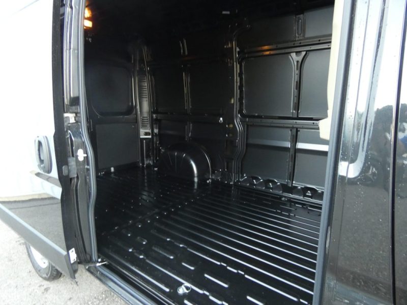 CITROËN JUMPER FOURGON TOLE 35 L2H2 180 S S BVA8 2025