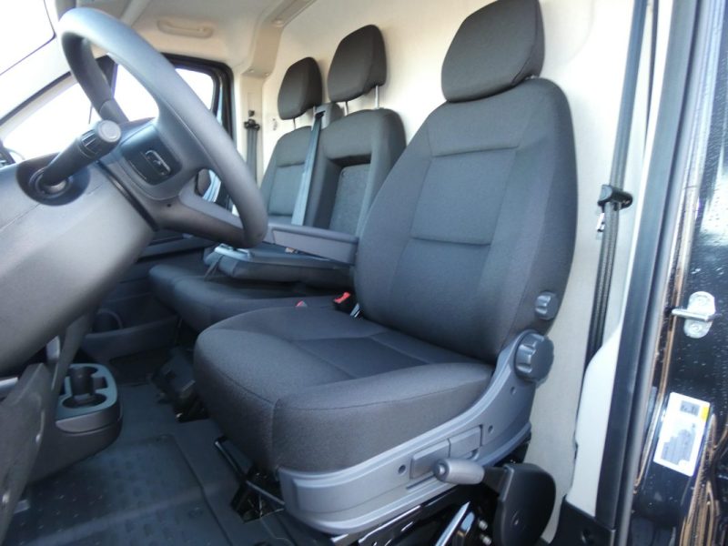 CITROËN JUMPER FOURGON TOLE 35 L2H2 180 S S BVA8 2025