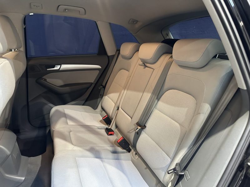 AUDI Q5 2.0 TDI 177ch AMBIENTE QUATTRO - SUIVI COMPLET