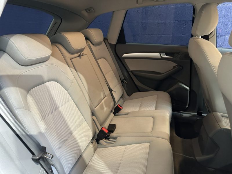 AUDI Q5 2.0 TDI 177ch AMBIENTE QUATTRO - SUIVI COMPLET