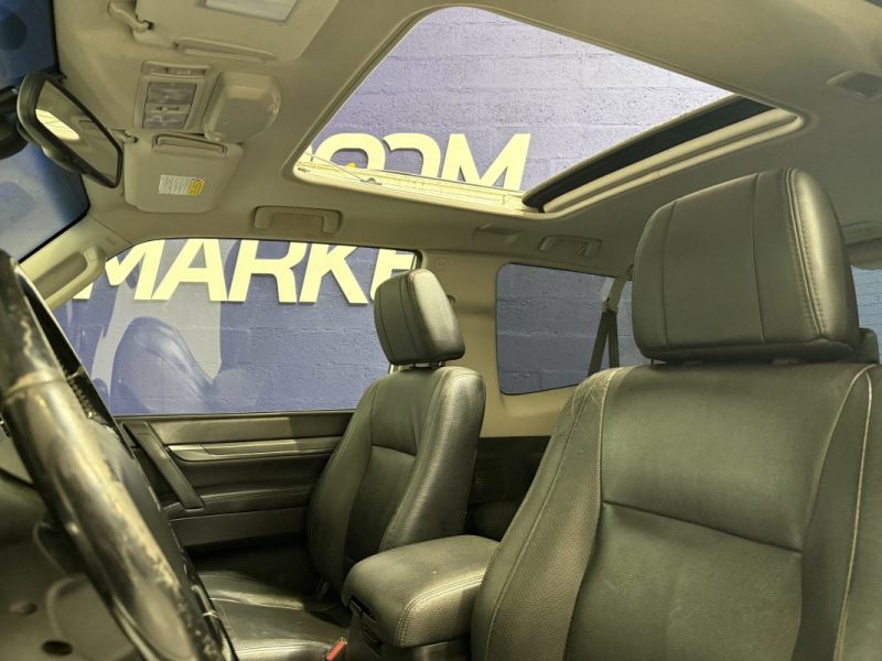 MITSUBISHI PAJERO 3.2 DI-D 200 30TH ANNIVERSARY BVA / SUIVI D'ENTRETIEN 