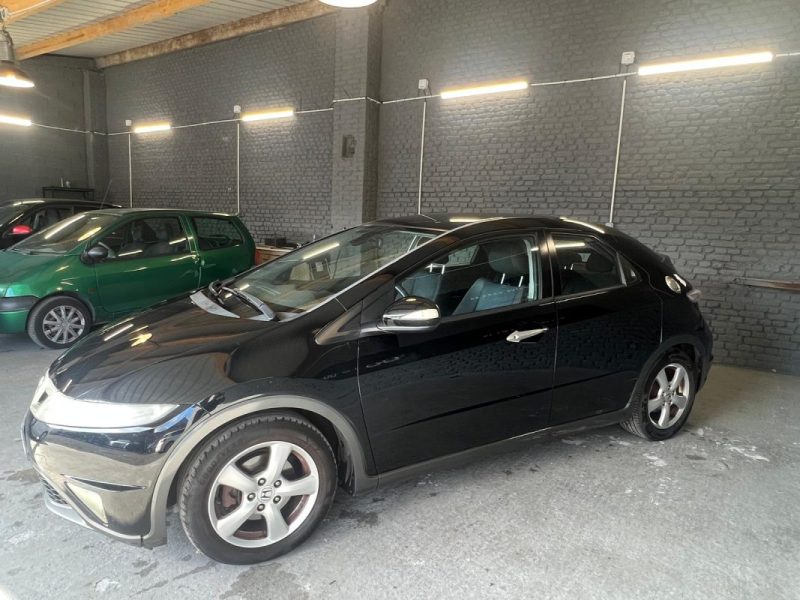 HONDA CIVIC 8 1.3 VTEC - 16V GARANTIE 6 MOIS  2009
