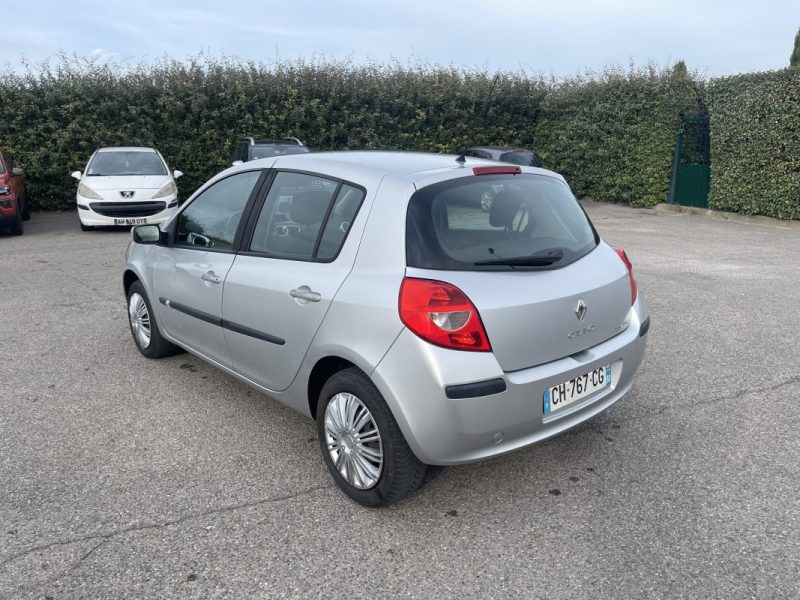 RENAULT CLIO DYNAMIQUE 1.6 16V 110CV CT OK CLIM