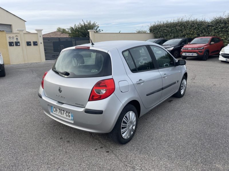 RENAULT CLIO DYNAMIQUE 1.6 16V 110CV CT OK CLIM