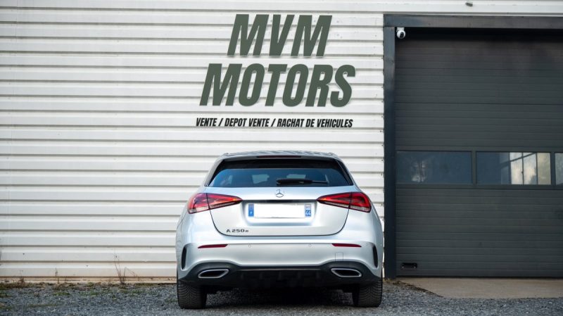 MERCEDES CLASSE A 250E  218Cv AMG LINE 8G-DCT