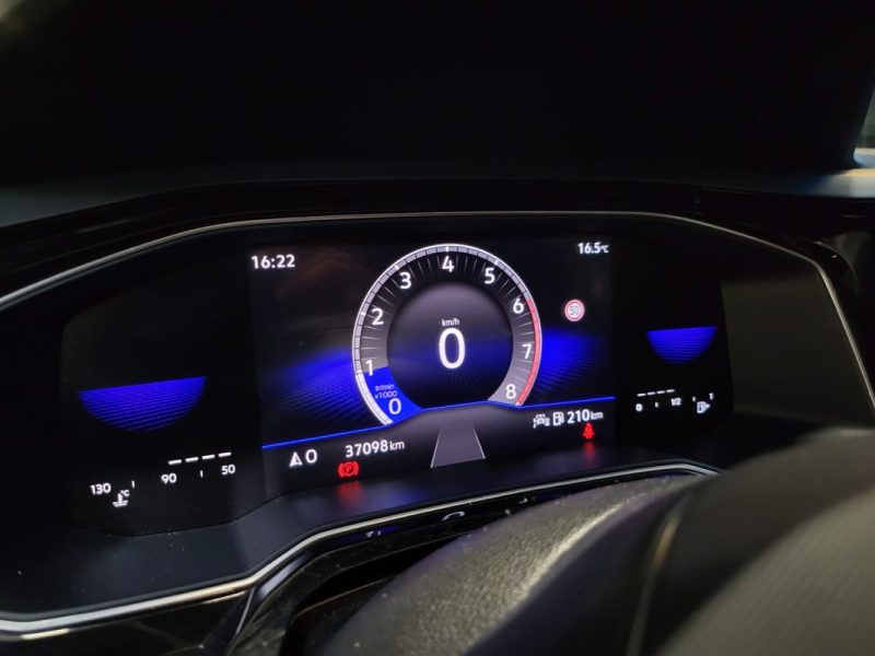 VOLKSWAGEN POLO R LINE 1.0 TSI 95ch / TOIT OUVRANT + APPLE CARPLAY + CAMERA /