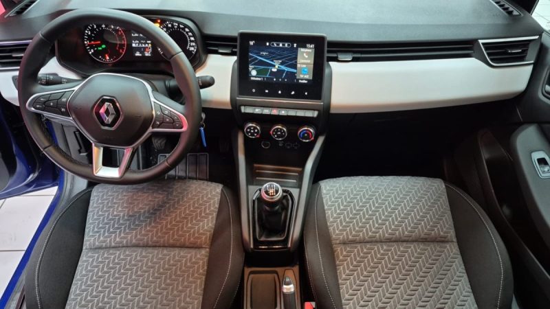 RENAULT CLIO 1.0 TCe 90ch EVOLUTION/1 ERE MAIN/EXPORT 12990 HT